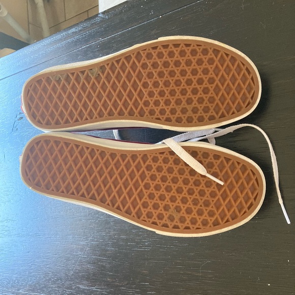 Suede Vans off the walls size 5.5 mens and 7 womens. Used look brand new - Picture 4 of 5